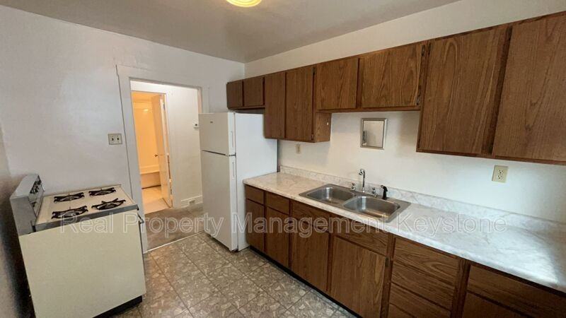 3518 Campus St #3520 - Photo 3 of 16