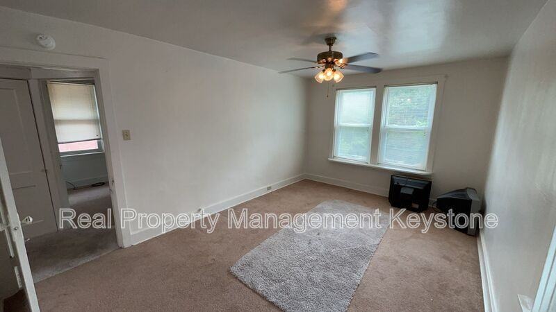 3518 Campus St #3520 - Photo 5 of 16