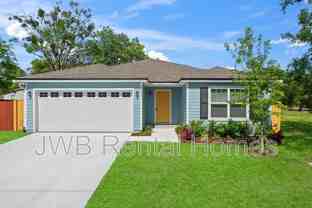 9221 8th Ave - Photo 1 of 1