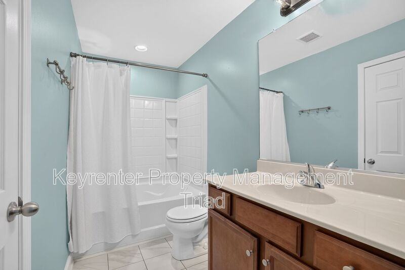 3779 Shadow Ridge Dr - Photo 5 of 33