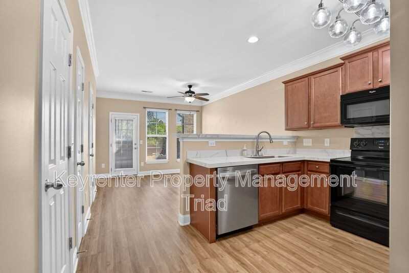 3779 Shadow Ridge Dr - Photo 7 of 33