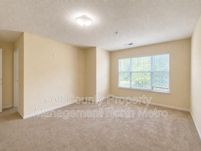 135 Primrose Dr - Photo 6 of 14