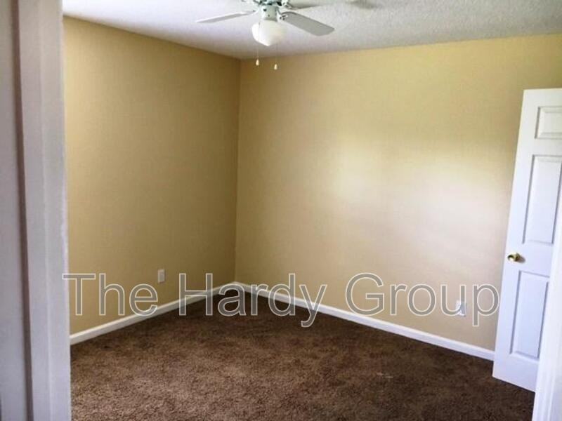 257 Sunshine Cir - Photo 3 of 8