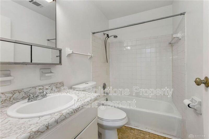 1241 Devon Ave #1247B - Photo 5 of 8