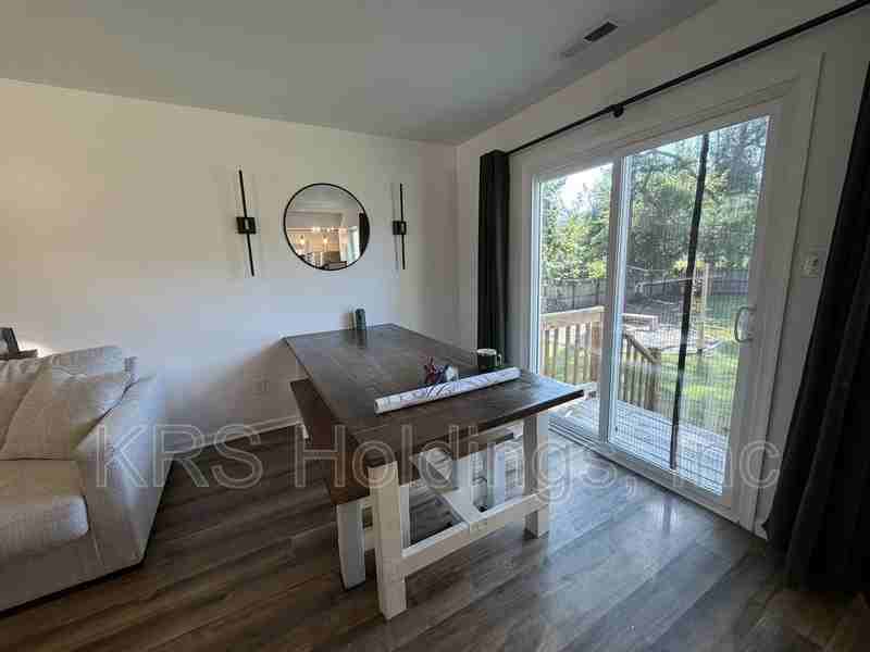 921 Tennyson St - Photo 4 of 17