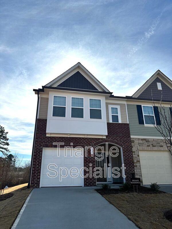 52 Lavender Ln - Photo 2 of 25
