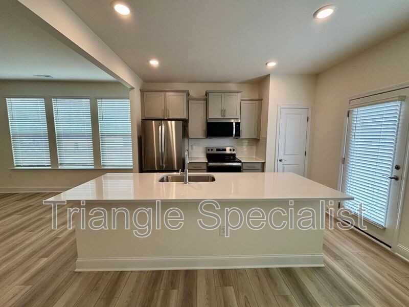 52 Lavender Ln - Photo 7 of 25