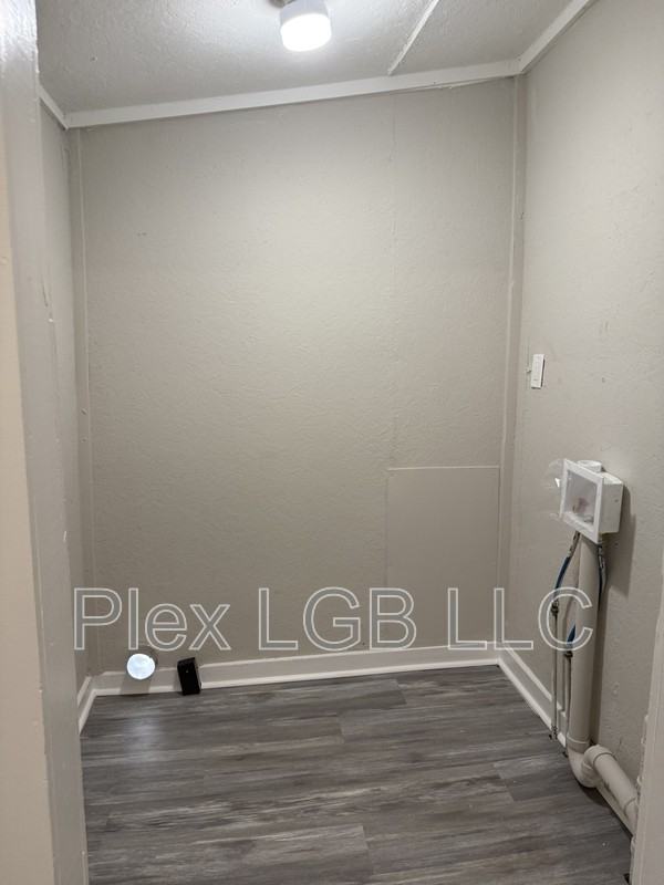 1019 Mason St - Photo 2 of 7