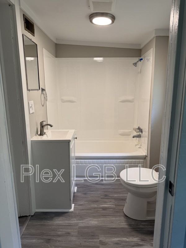 1019 Mason St - Photo 3 of 7