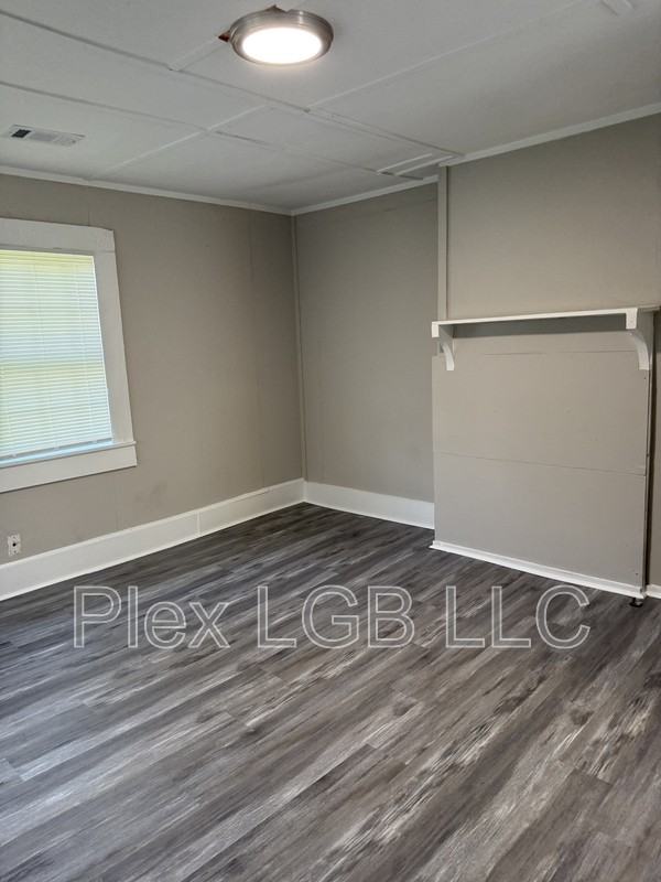 1019 Mason St - Photo 6 of 7