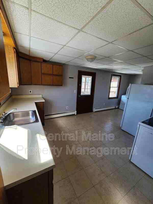 15 Nomar Ct #3 - Photo 2 of 10