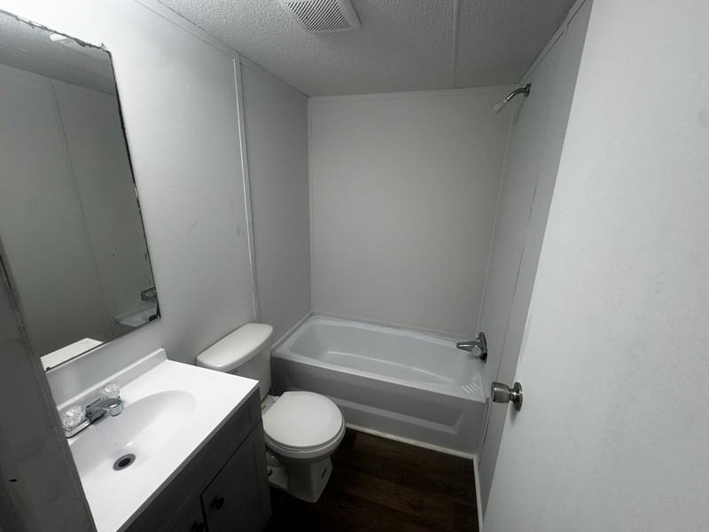 2216 Cattail Cir - Photo 2 of 8