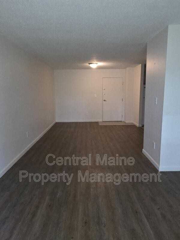 37 Northern Avenue Hts - Photo 2 of 13