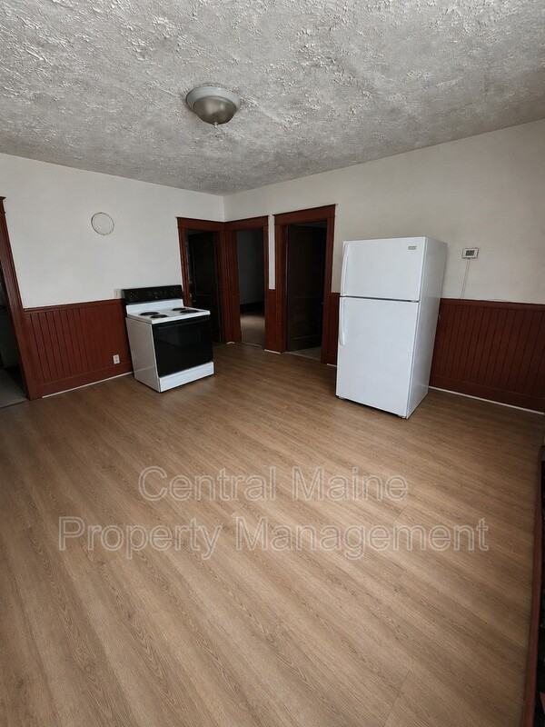 131 Horton St - Photo 2 of 14