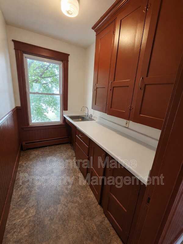 131 Horton St - Photo 4 of 14