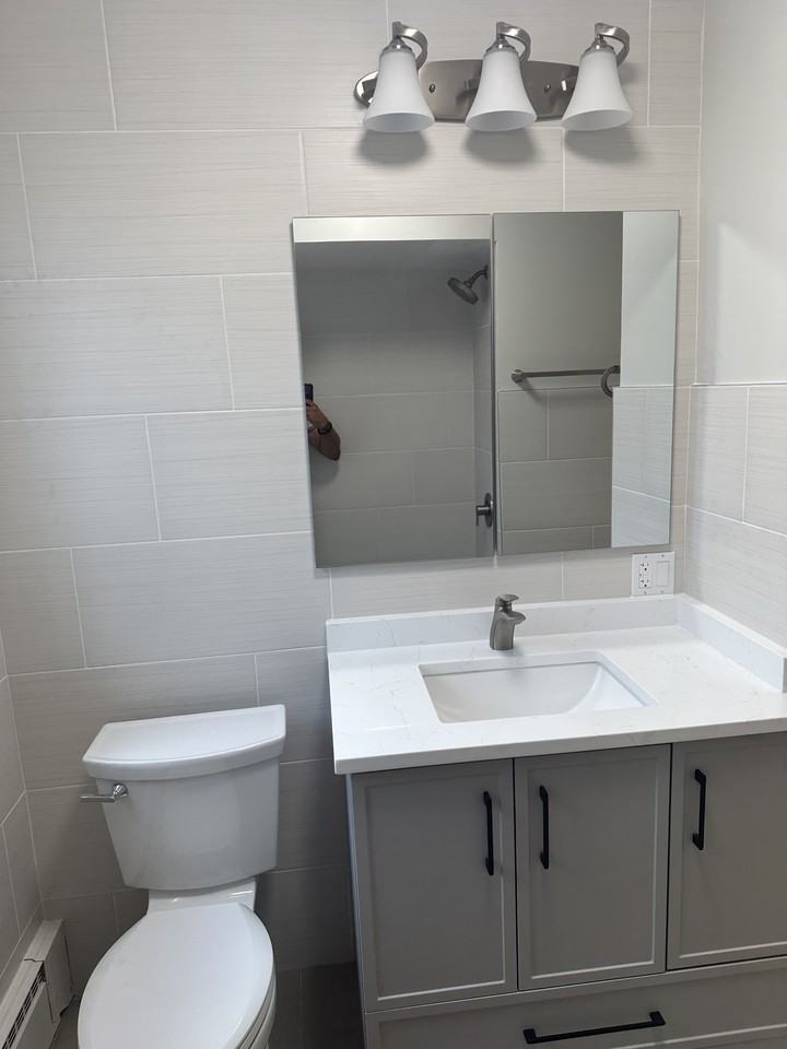 4624 N Central Ave #2 - Photo 5 of 15