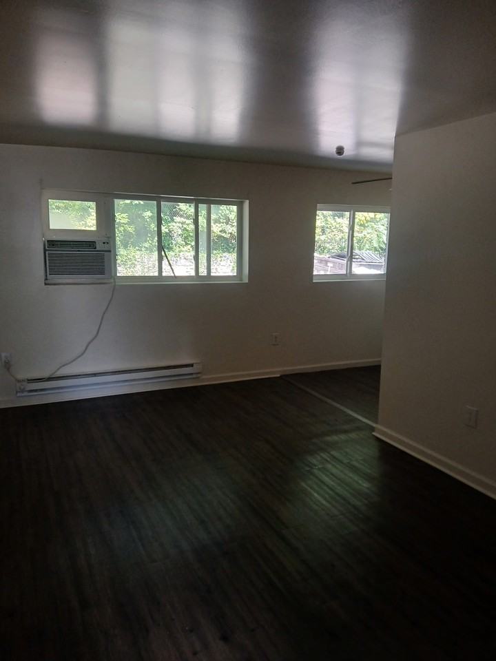 726 E Mitchell Ave #5