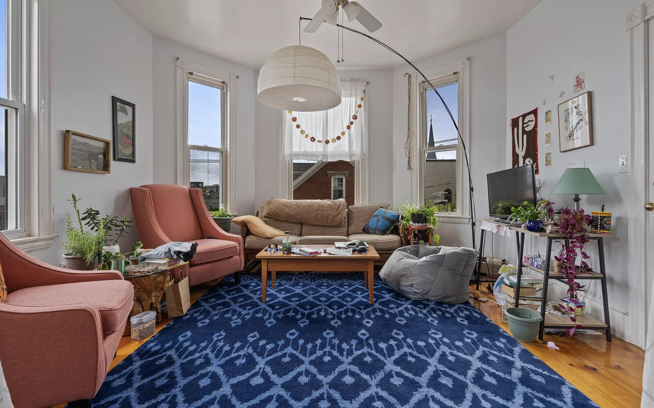 11 Smith St #3 - Photo 3 of 25