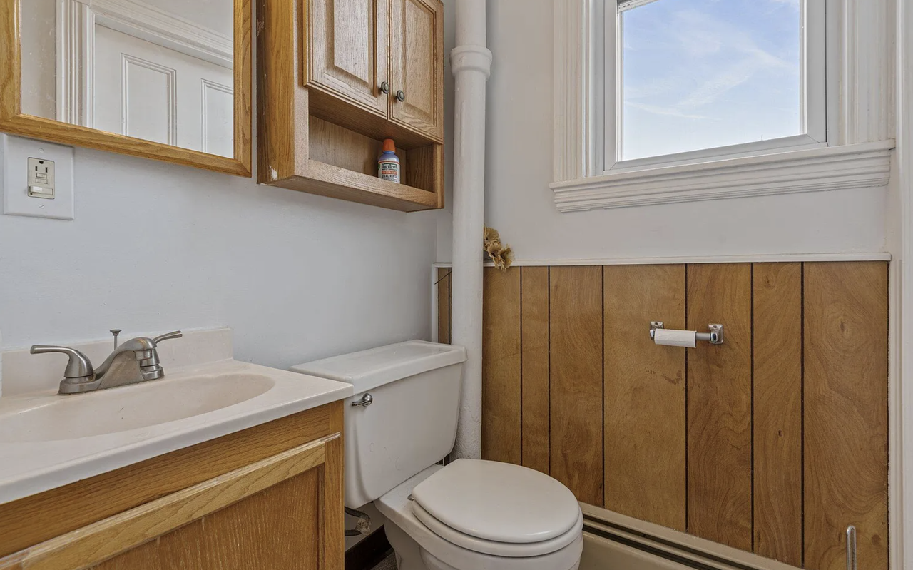 11 Smith St #3 - Photo 6 of 25