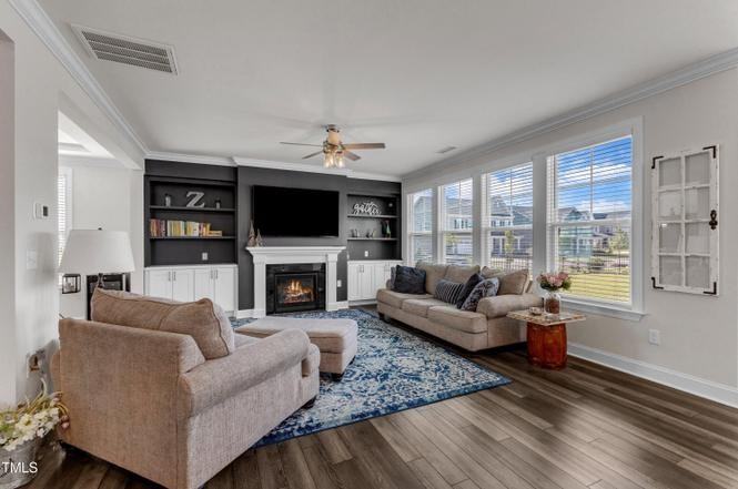 1526 Cloverfield Ct #NA - Photo 6 of 50
