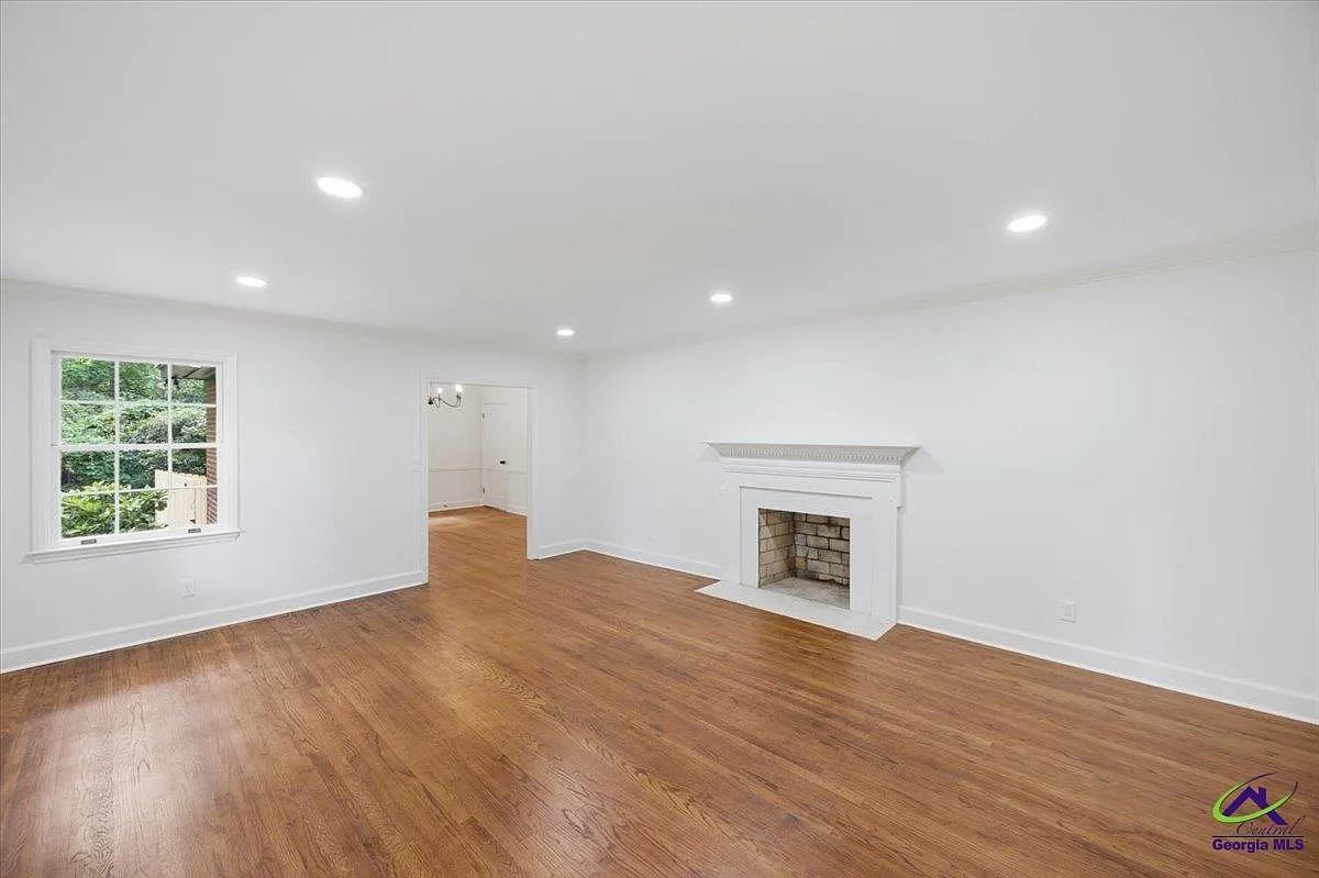 1320 Briarcliff Rd #NA - Photo 4 of 22