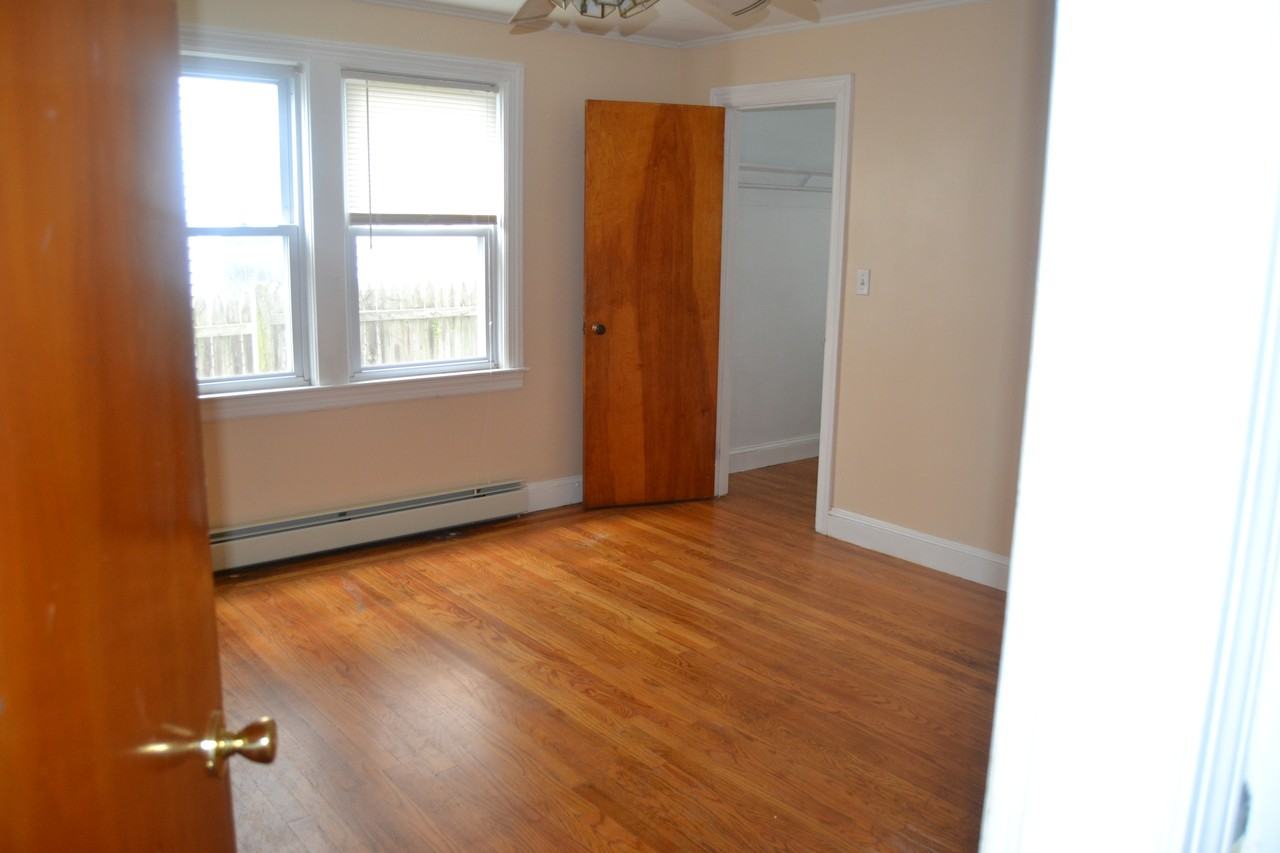 444 Academy Ave #1 - Photo 2 of 5
