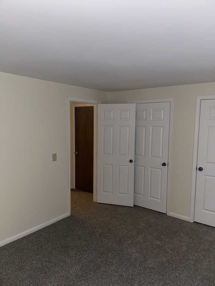 214 Euclid Ave #214 - Photo 4 of 20