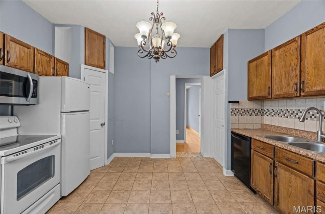 5462 Christy Blvd #NA - Photo 3 of 35