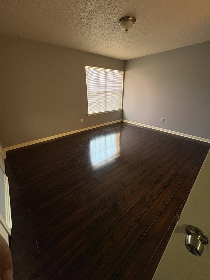 6201 Morrison Rd #1207 - Photo 5 of 9