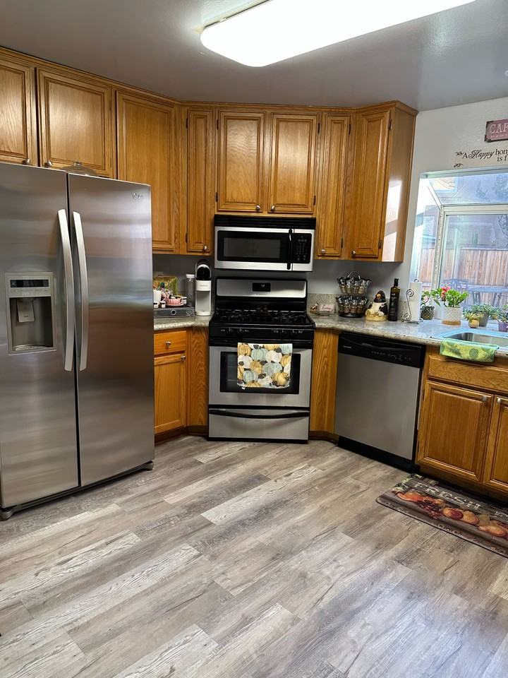 4371 Oak Glen St #NA - Photo 5 of 13