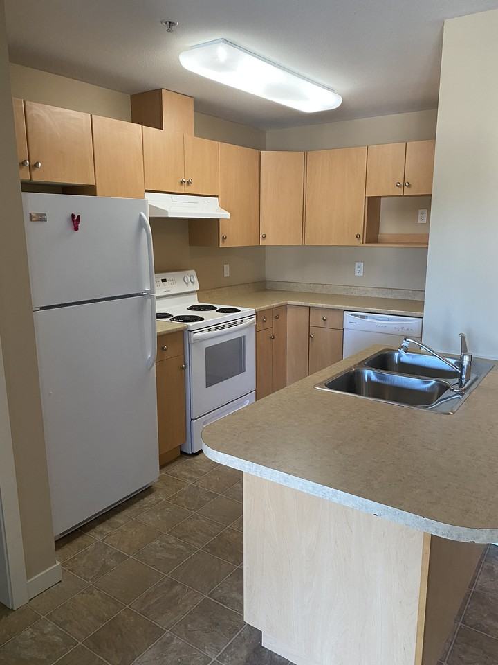 33353 Marshall Road #407 - Photo 2 of 9