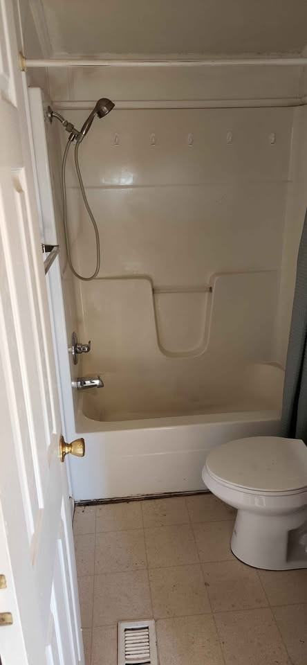 1352 Jasper Ave #NA - Photo 6 of 11