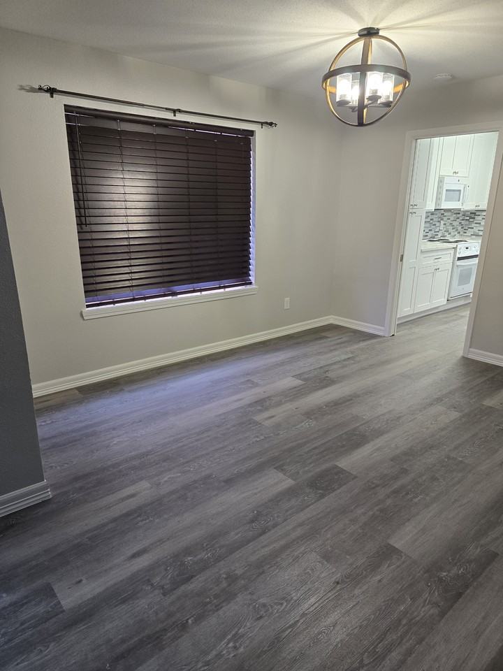 465 Longmeadow St #NA - Photo 5 of 42