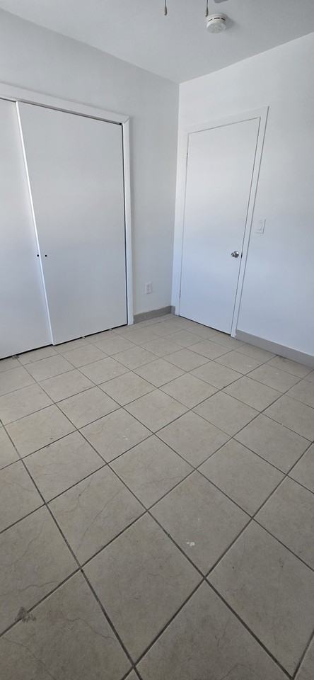 3120 Nw 22nd Ave #3 - Photo 2 of 8
