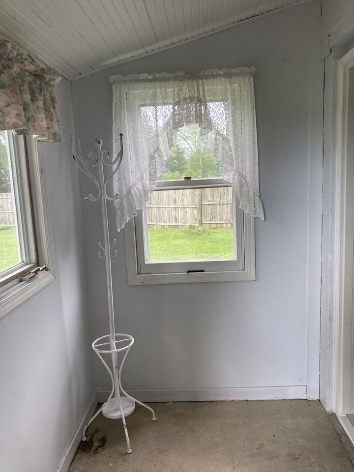 2473 Bauer Rd #LEFT - Photo 4 of 16