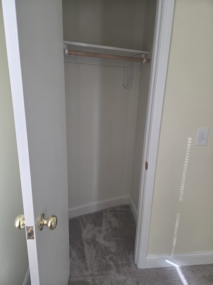 118 High St #A - Photo 2 of 4