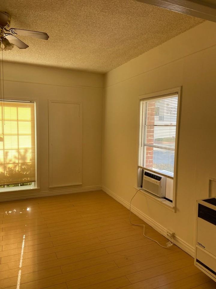 Isabel Apartments, LLC - Photo 4 of 22