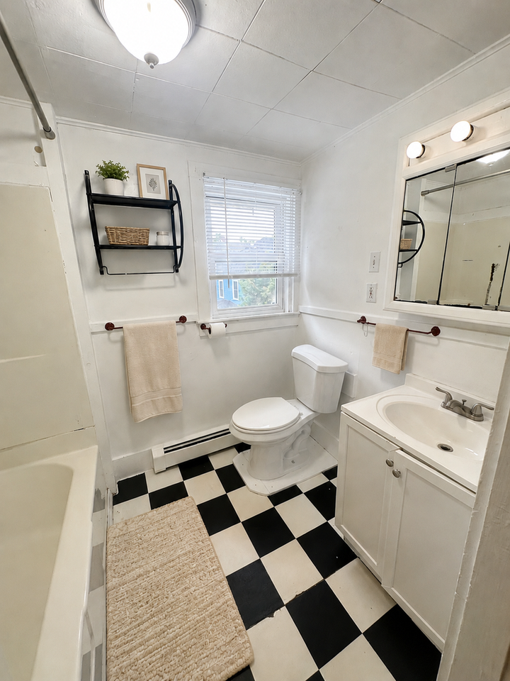 14-16 Hamlin Street, Orono ME - Photo 5 of 17