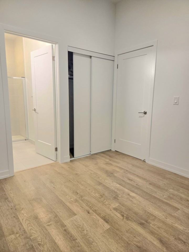 9751 Markham Rd - Photo 6 of 18