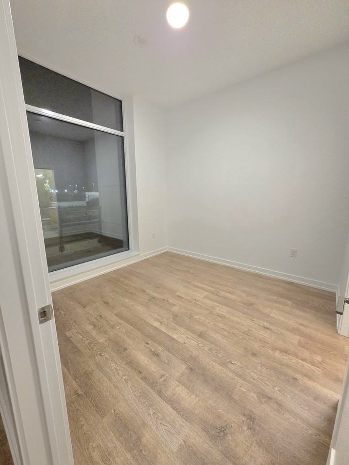 9751 Markham Rd - Photo 7 of 18