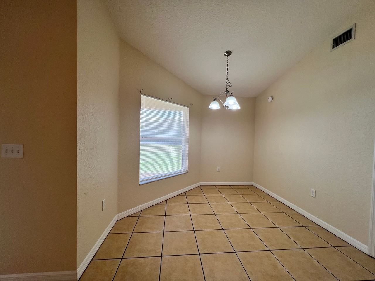2202 Morning Mist Ave - Photo 5 of 25