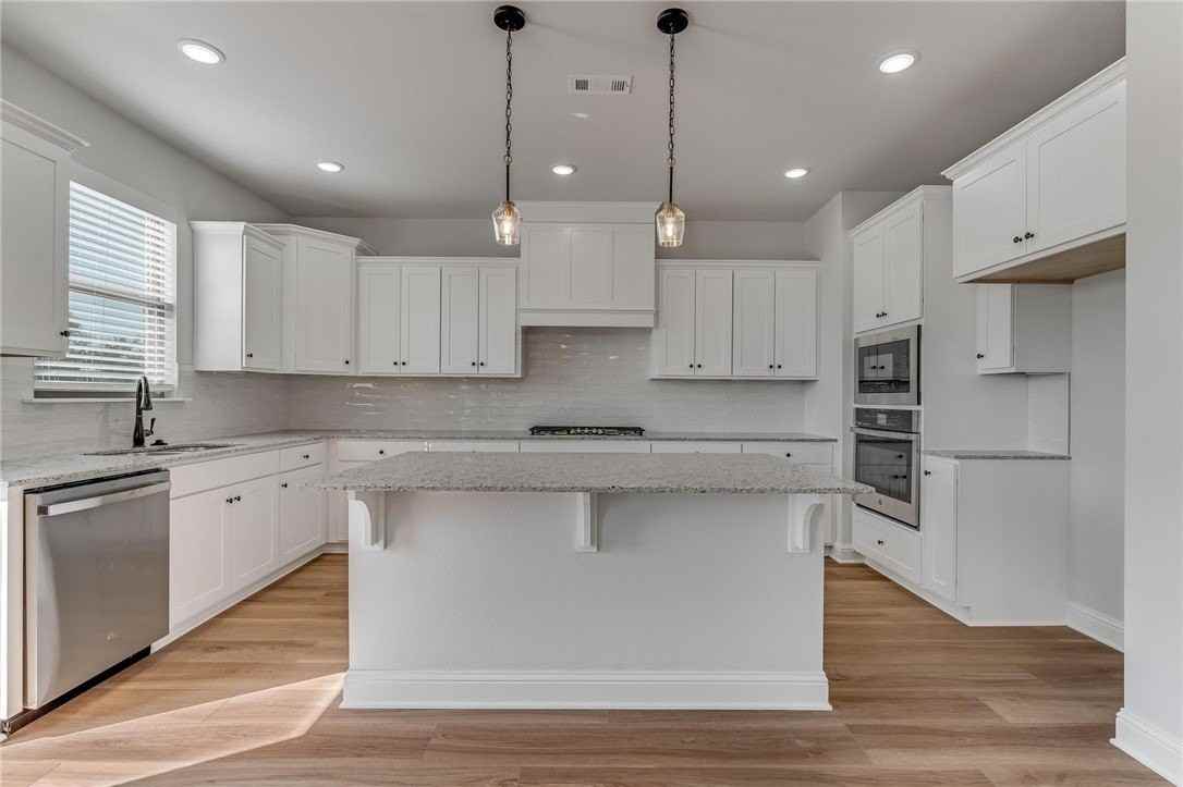 4902 Sw Juneberry St - Photo 3 of 24