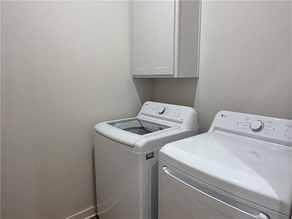 613 Cosmos Street - Photo 6 of 13