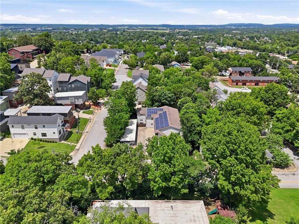 938 W Cleveland St #205 - Photo 7 of 22