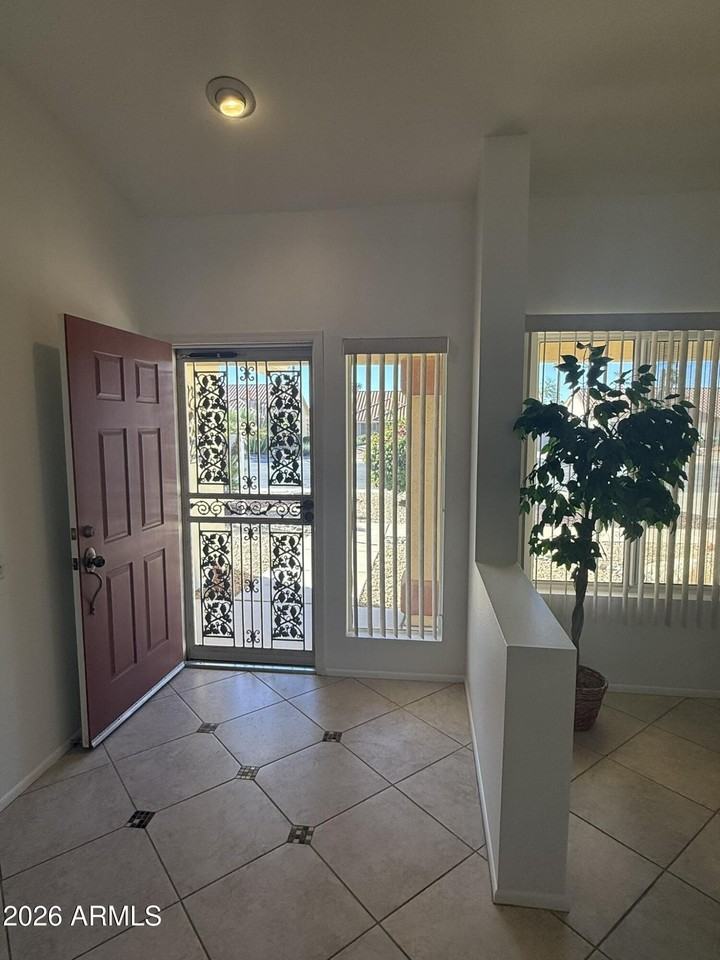 14518 W Heritage Dr - Photo 2 of 18