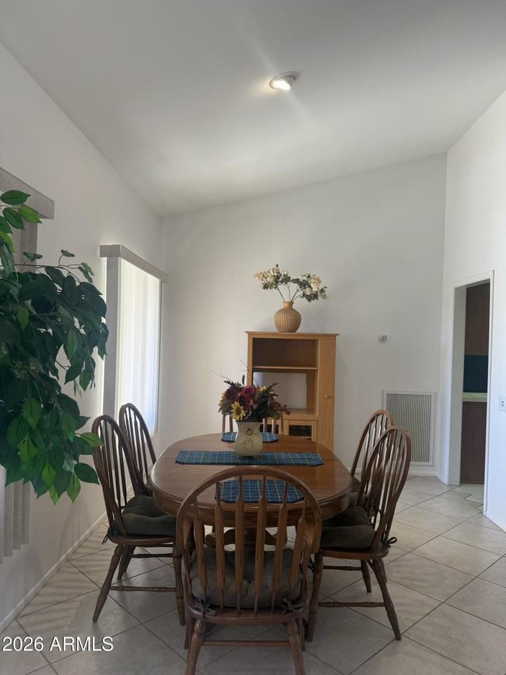 14518 W Heritage Dr - Photo 6 of 18