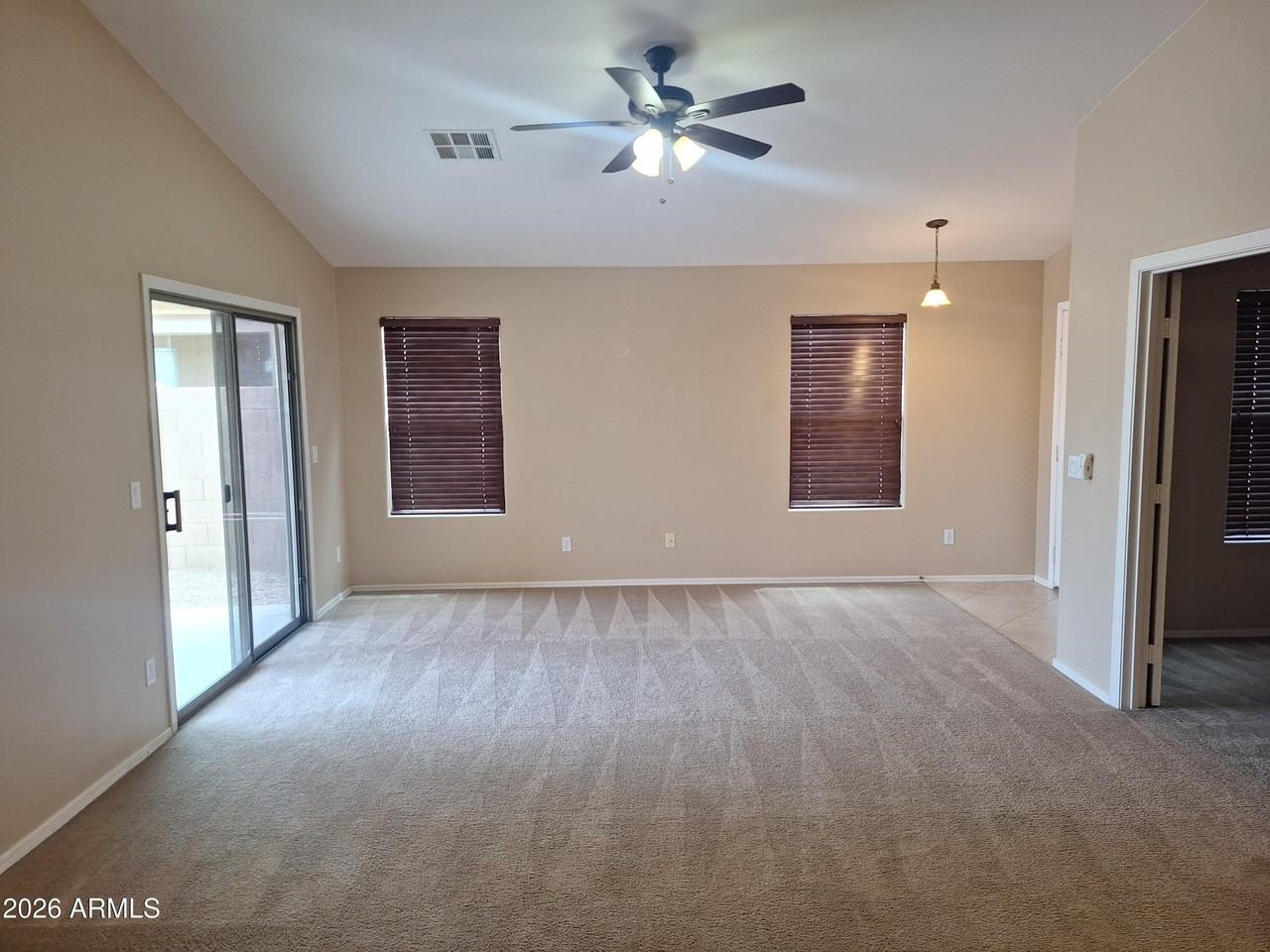 19485 N Madison Rd - Photo 5 of 29