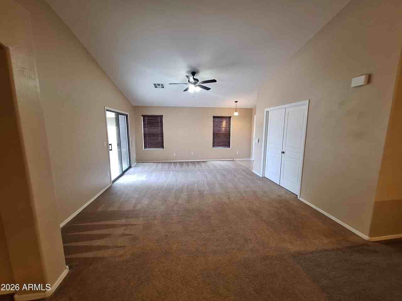 19485 N Madison Rd - Photo 6 of 29