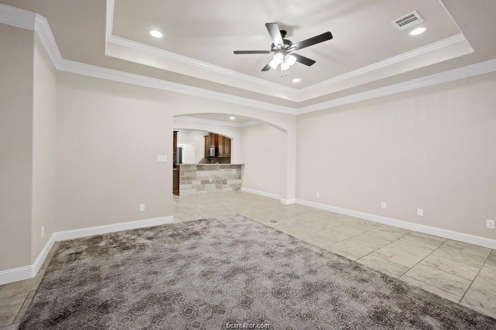 3821 Estes Park - Photo 4 of 20