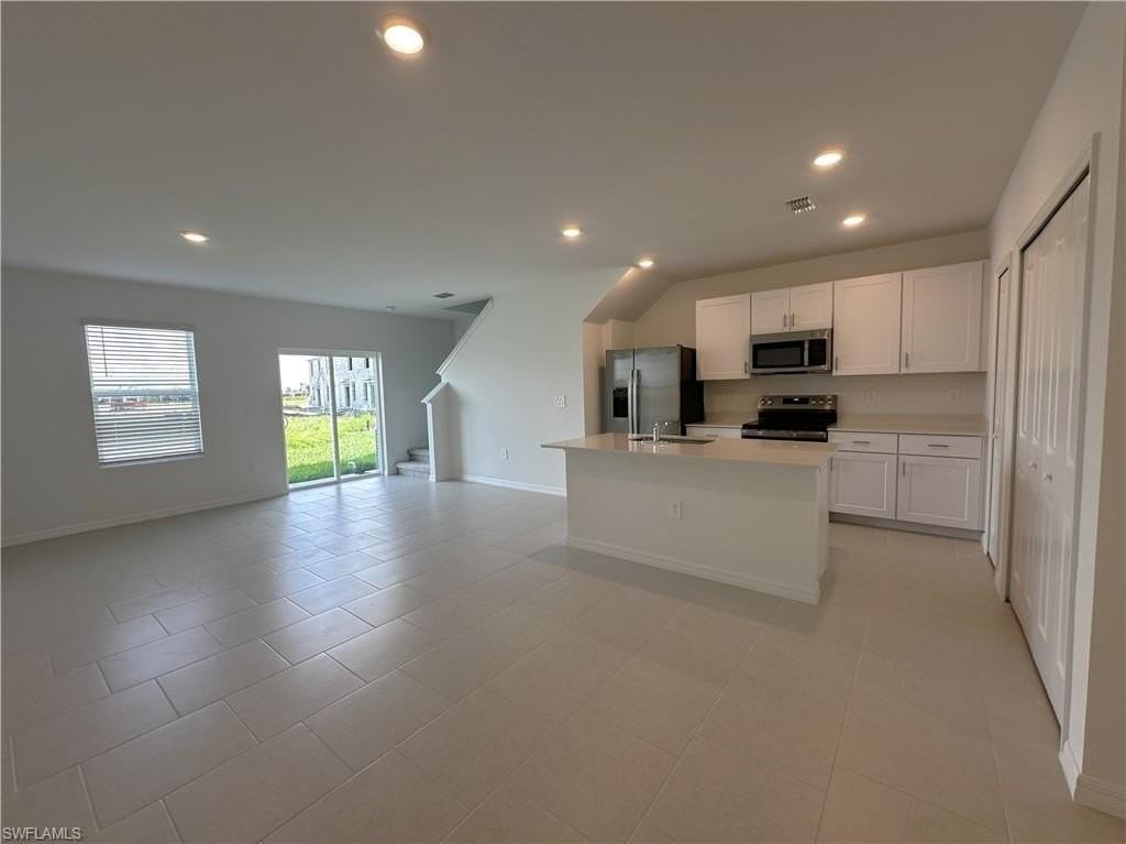 Sweet Meadow Ct - Photo 3 of 40